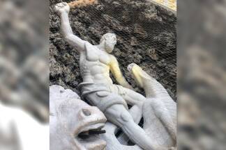 Der neu renovierte Herkulesbrunnen. 