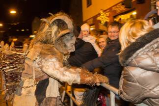 Wilde Gesellen am Gnigler Krampuslauf. 