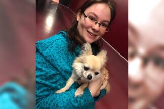 Cindy Hartje und Langhaar Chihuahua Penny haben es ins Finale geschafft. 