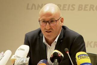 Landrat Bernhard Kern verkündet den „Lockdown“ für das Berchtesgadener Land.  