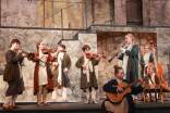 Die Hirtenkinder musizieren beim Salzburger Adventsingen im Großen Festspielhaus, hier auf einem Probenfoto aus 2023. 