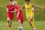 Seekirchens Lukas Kauba (vorne links) traf bereits in der zweiten Minute sehenswert zum 1:0 gegen Siezenheim. 