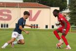 Der ASV Salzburg (David Ogunlade/r.) geht mit einem neuen Trainer in die Frühjahrssaison.  