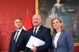 Die drei Parteichefs Andreas Babler (SPÖ), Christian Stocker (ÖVP) und Beate Meinl-Reisinger (Neos) haben ihr Regierungsprogramm fertiggestellt. 