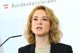 Eva-Maria Holzleitner gab ihre erste Pressekonferenz in der neuen Funktion. 