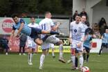 Der BSK (blaue Dressen) könnte bald ohne Fußballplatz dastehen.  