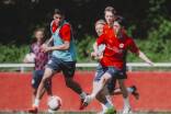 Adam Daghim (links) und Takumu Kawamura bereiten sich mit Red Bull Salzburg seit Montag auf die Club-WM vor.  