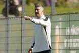 Trainer Damir Borozni formt ein neues Team in der Salzburger Liga. 