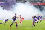 Vor über 8000 Zuschauer lieferten sich der FC Liefering und Austria Salzburg ein heißes Duell. 