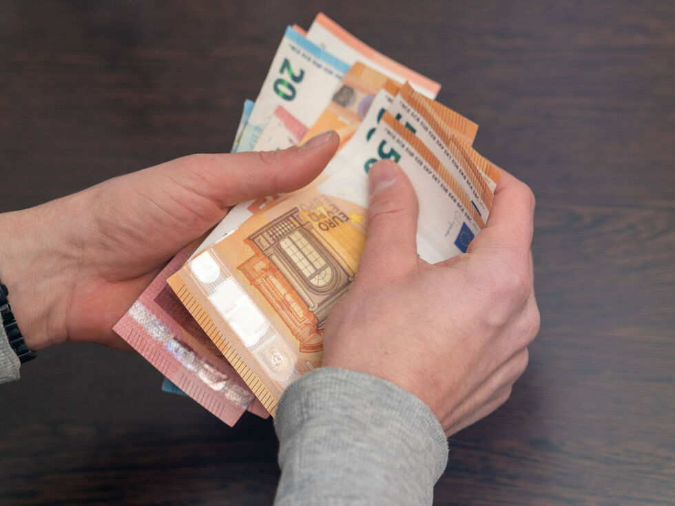 Zwei Millionen Euro Schaden: Schwere Vorwürfe gegen Salzburger Bankmitarbeiter