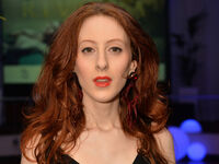 Neue Buhlschaft Roxane Duran: Missbrauch, Traumata und Schach