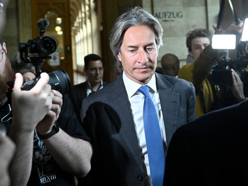 Karl-Heinz Grasser: Notoperation nach "lebensbedrohlichem Zustand"