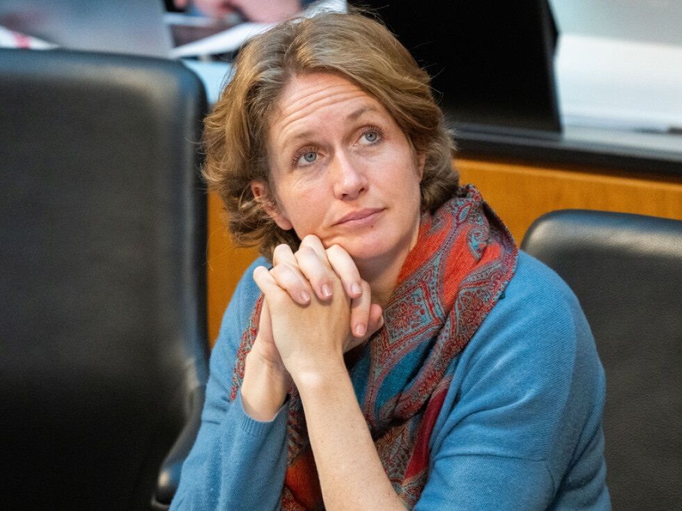 Krisper legt Mandat als Neos-Abgeordnete zurück