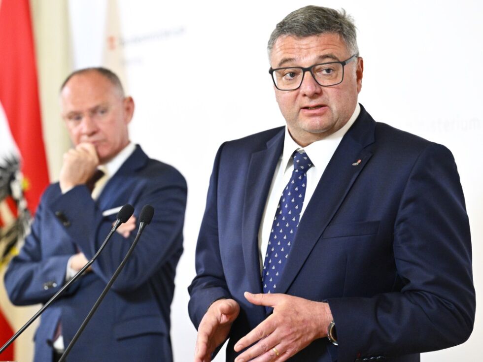 Leichtfried will Social-Media Altersgrenze bis Jahresende