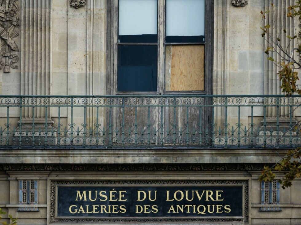 Louvre nach Einbruch wieder geöffnet