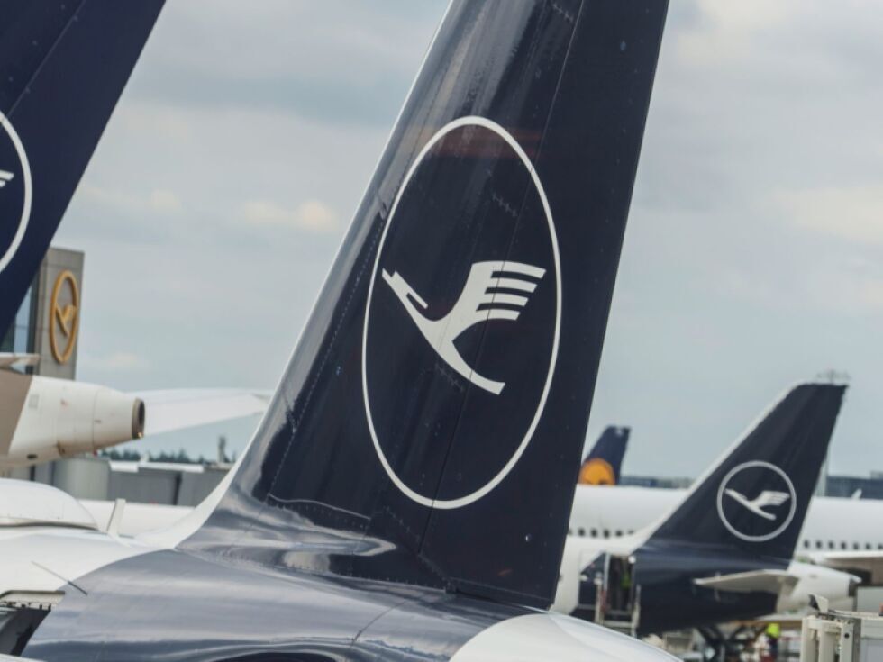 Lufthansa will laut "Handelsblatt" umstrukturieren