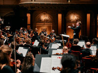 Jungstar Klaus Mäkelä blickt mit Mahlers Achter ins Universum