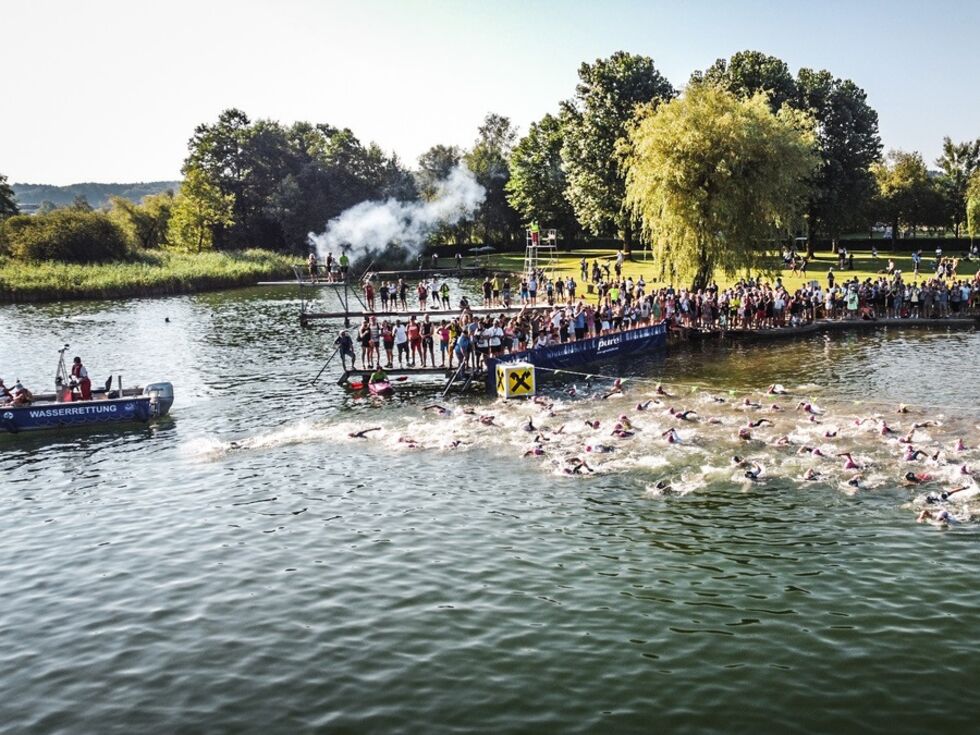 Todesfall beim Trumer Triathlon: 62-jähriger Teilnehmer verstorben