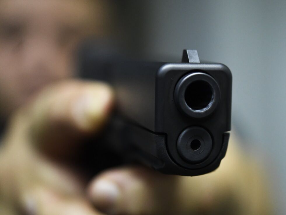 Mann soll Polizeieinsatz wegen Schüsse mit Softgun zahlen