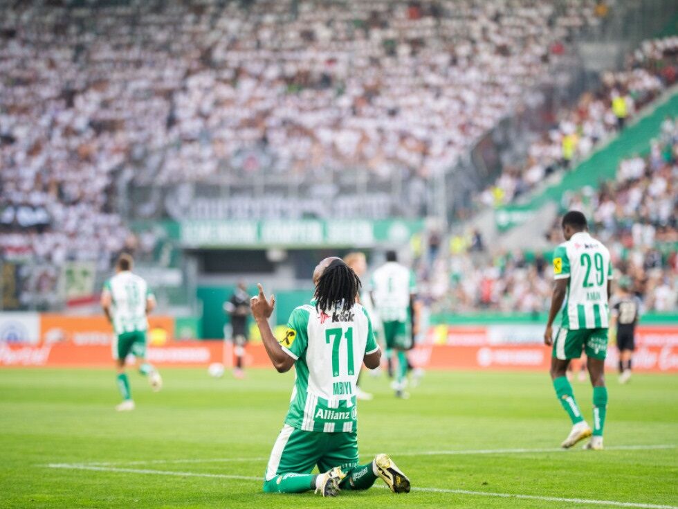 Mbuyi schießt Rapid in Conference-League-Ligaphase