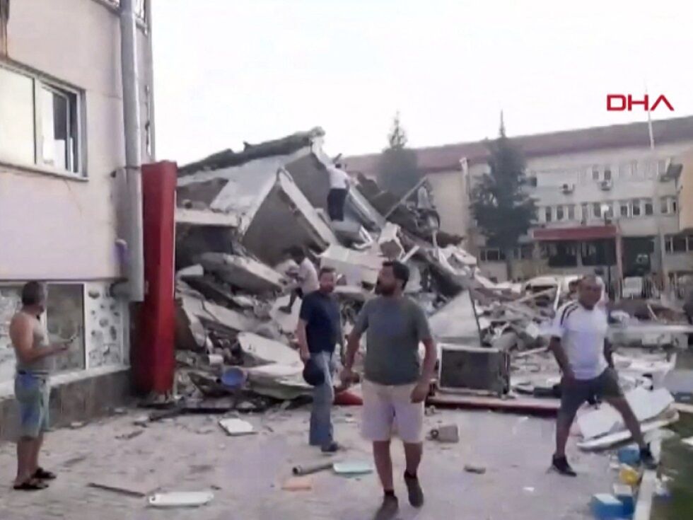 Mehr als 200 Nachbeben in der Türkei