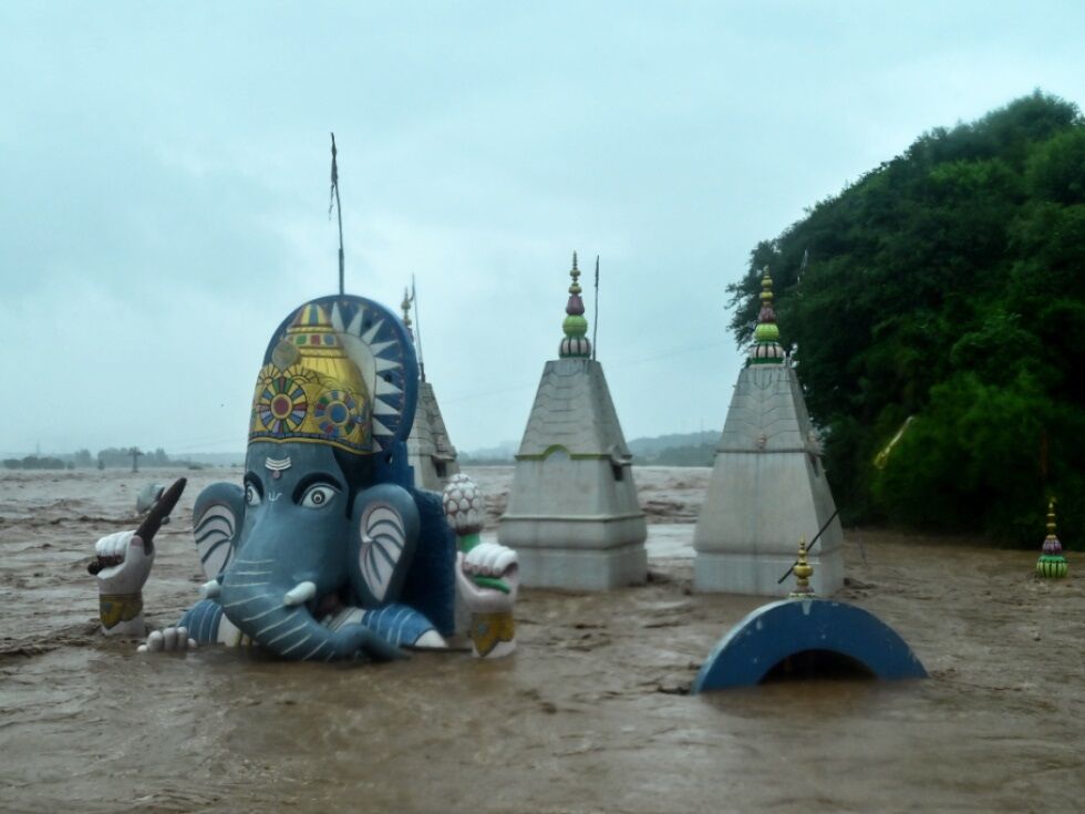 Mindestens 30 Tote bei Erdrutsch in Indien