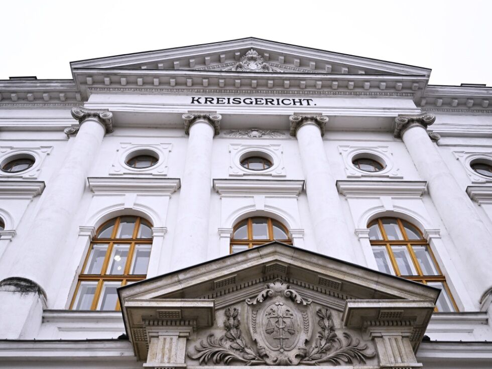 V Badnu vložena obtožnica za umor 81-letnice