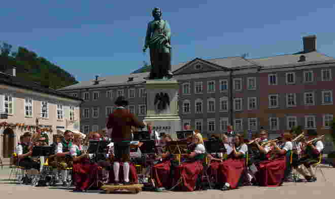 Mozart hört Blasmusik I
