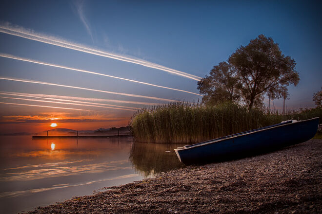 Sonnenaufgang am See