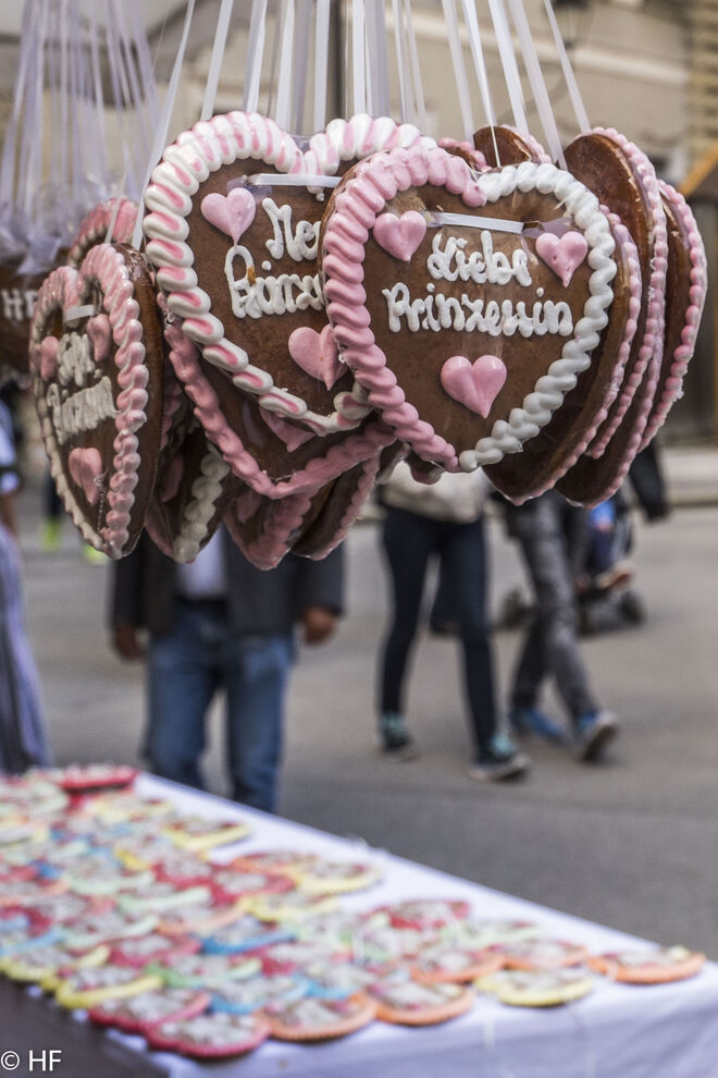 Herzerlversammlung  ;  )