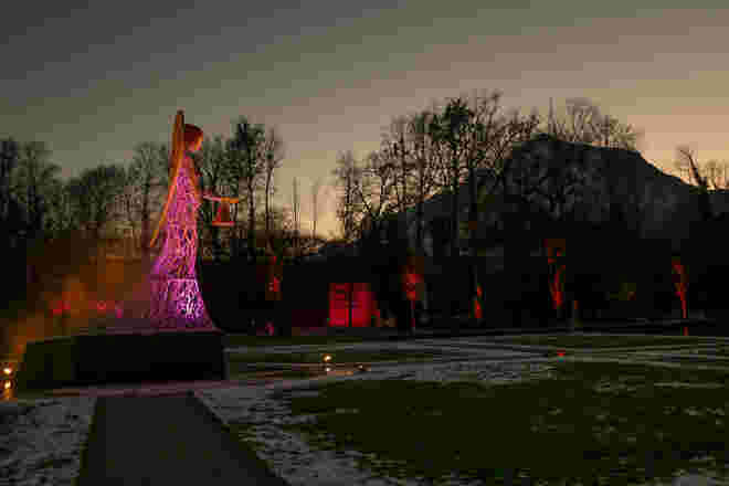 Noch einmal der Weihnachtsengel von Hellbrunn...