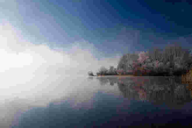 in blau-weiss ...