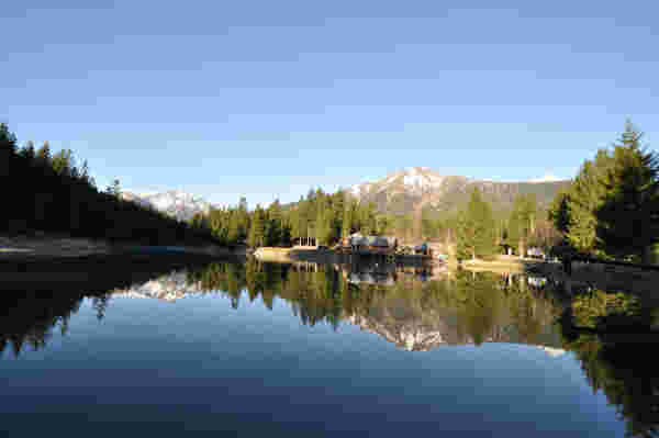 Weberteich mit Keltenstube, Bruderkogel und Hengst