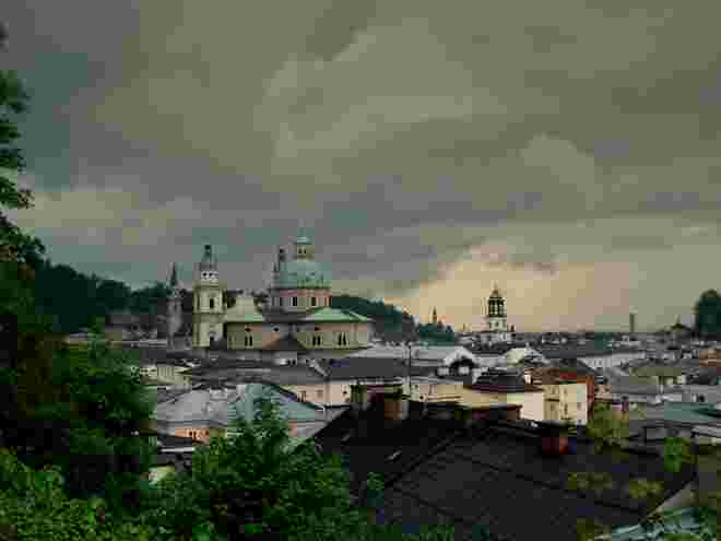 schaut nach Regen aus