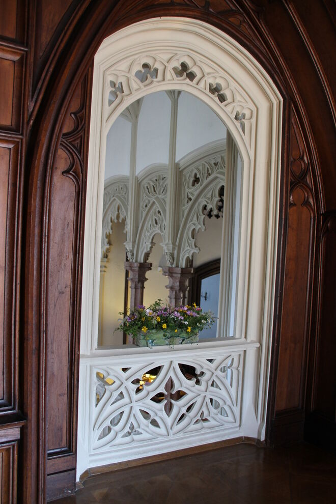 Fenster zum Stiegenhaus Schloss Grafenegg