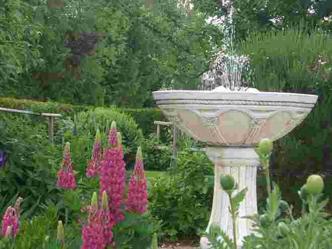 Brunnen