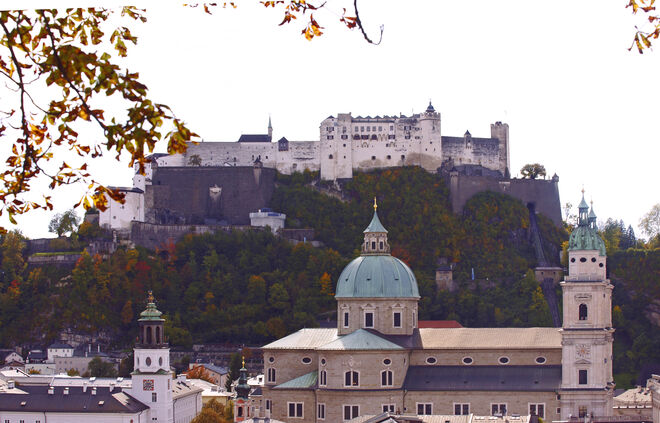Es herbstelt über Salzburg