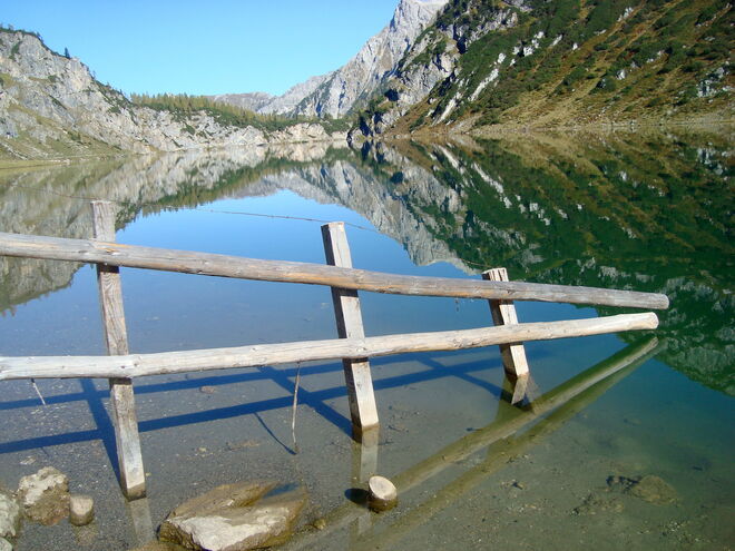 Herbstspiegelung am Tappenkarsee