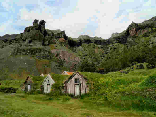 alte häuser auf island