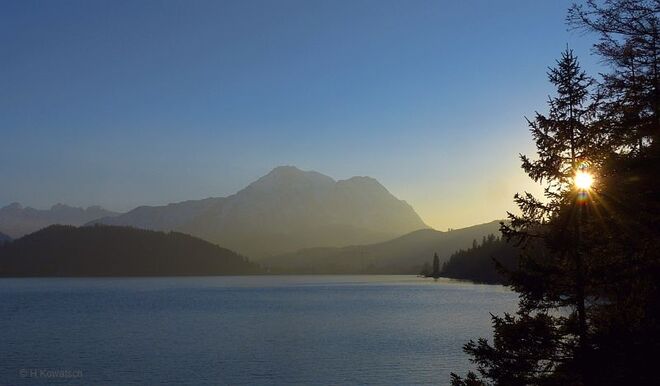 Wenn es Abend wird am See