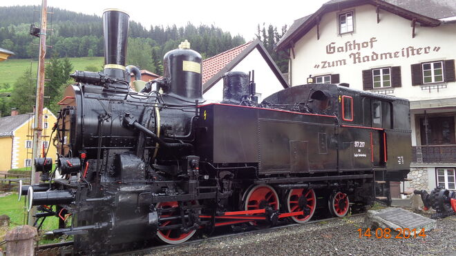 Alte Zahnradlokomotive der Erzbergbahn