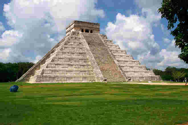 Kukulcán Pyramide in Chichén Itzá