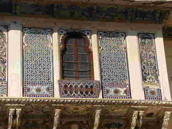 ein wunderschönes Fenster in der Altstadt  von Udaipur
