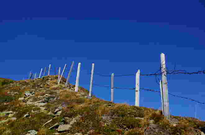 ... entlang der Grenze