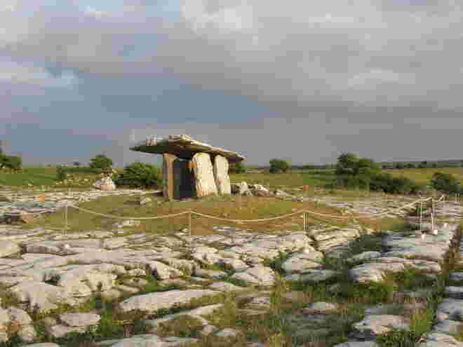 Poulnabrone Dolmen