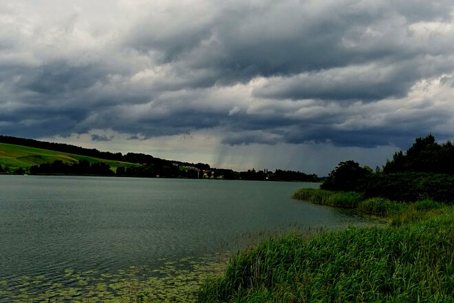 In Seeham regnet's schon