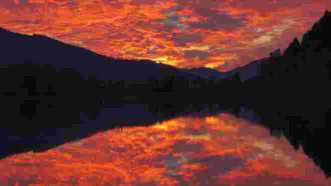 Himmel in Flammen