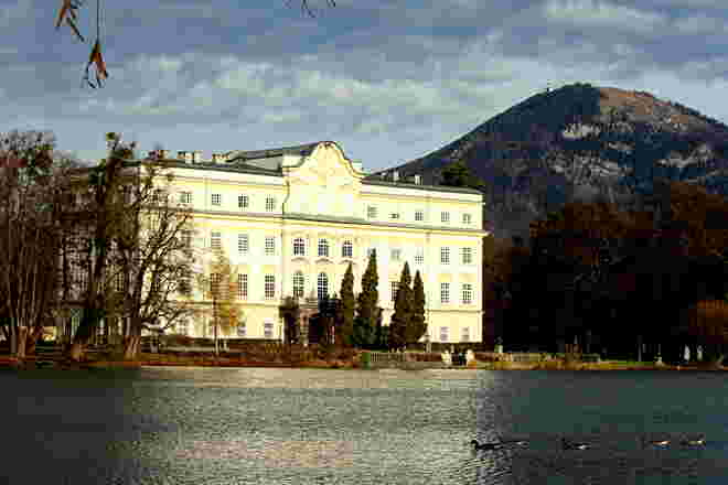 Schloss Leopoldskron im Herbst