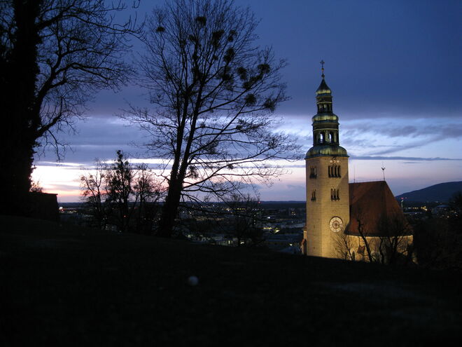 Die Müllner Kirche . . .