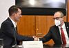 Mückstein: "Lassen Sie sich noch vor den Feiertagen impfen"